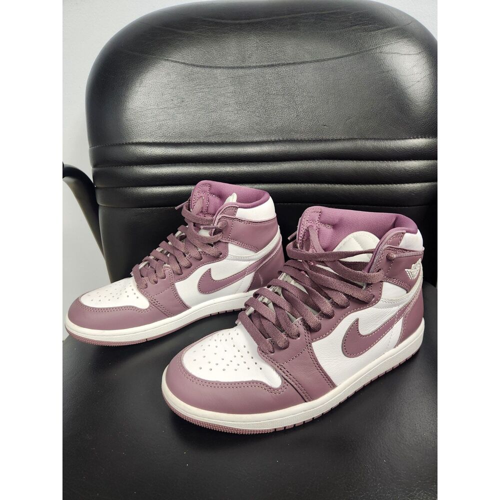 Jordan 1 'Mauve'
